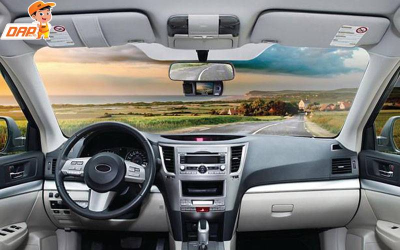 gắn camera hành trình cho xe oto