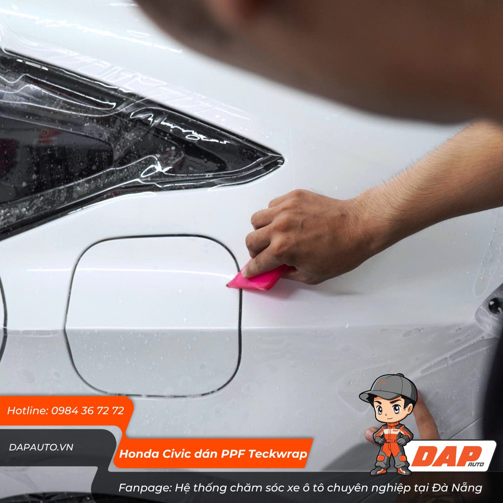 Cẩn thận, chi tiết trong từng nét cắt, mang lại vẻ đẹp tuyệt đối cho xe