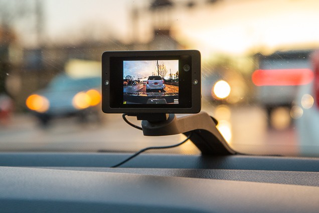 cách lắp camera hành trình cho ô tô