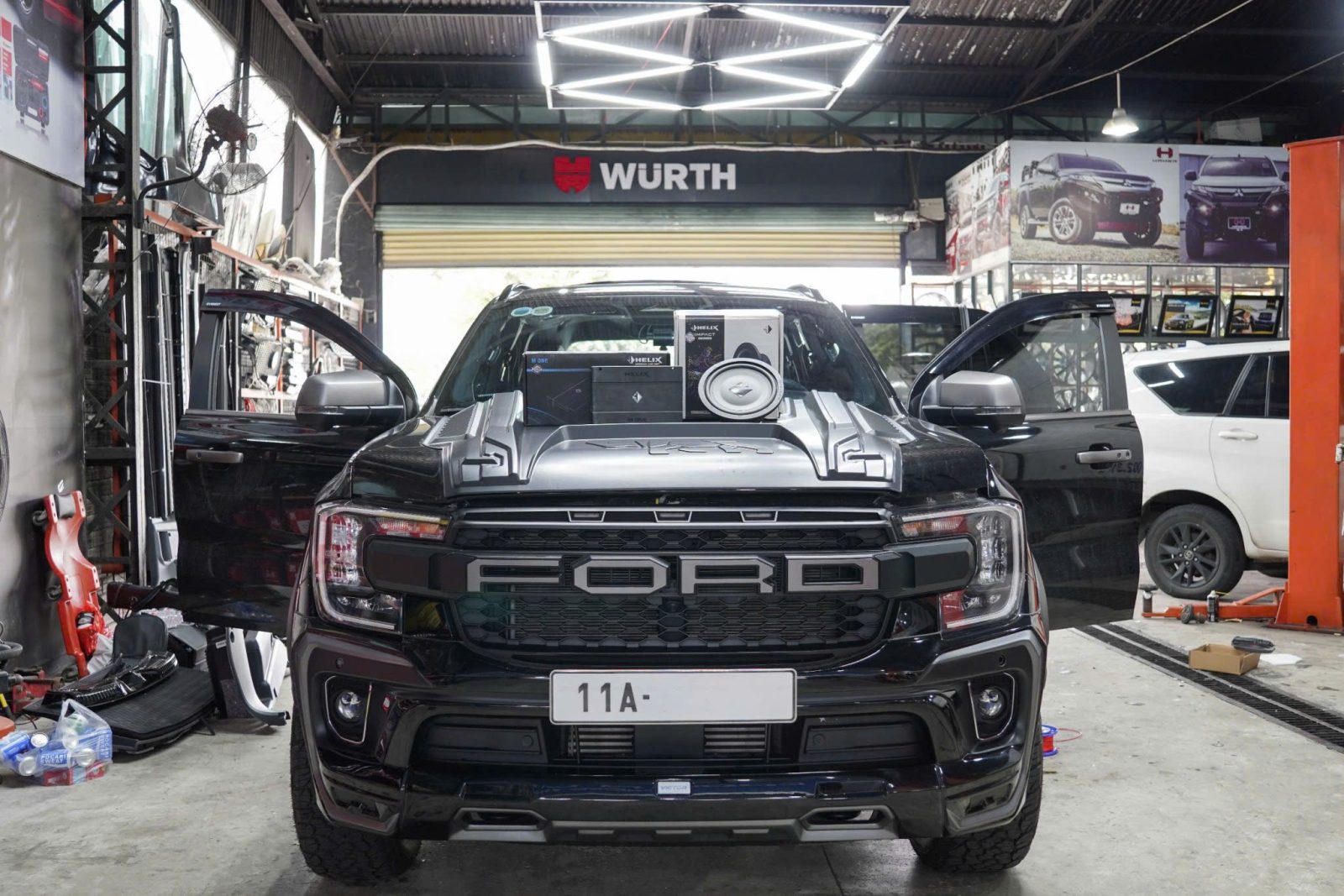 Độ loa Ford Ranger Giải pháp nâng tầm trải nghiệm âm thanh
