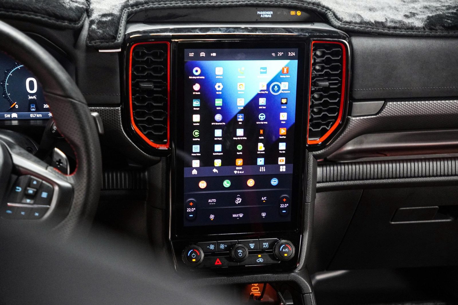 Màn hình Ford Ranger Raptor sau khi lắp Android Box P3 với kho giải trí đa dụng