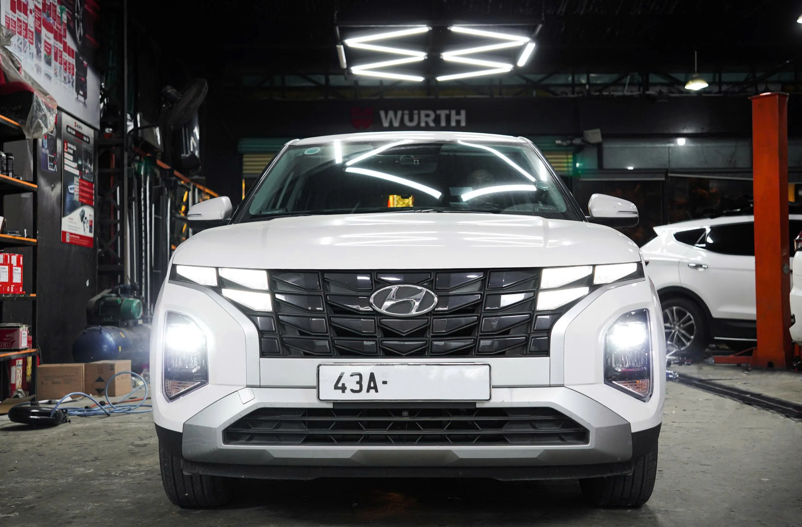 Độ đèn ô tô có đăng kiểm được không? 